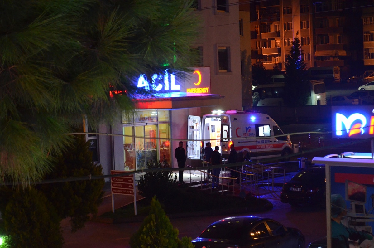 Samsun\'da İş Yerine Silahlı Saldırı: 1 Yaralı