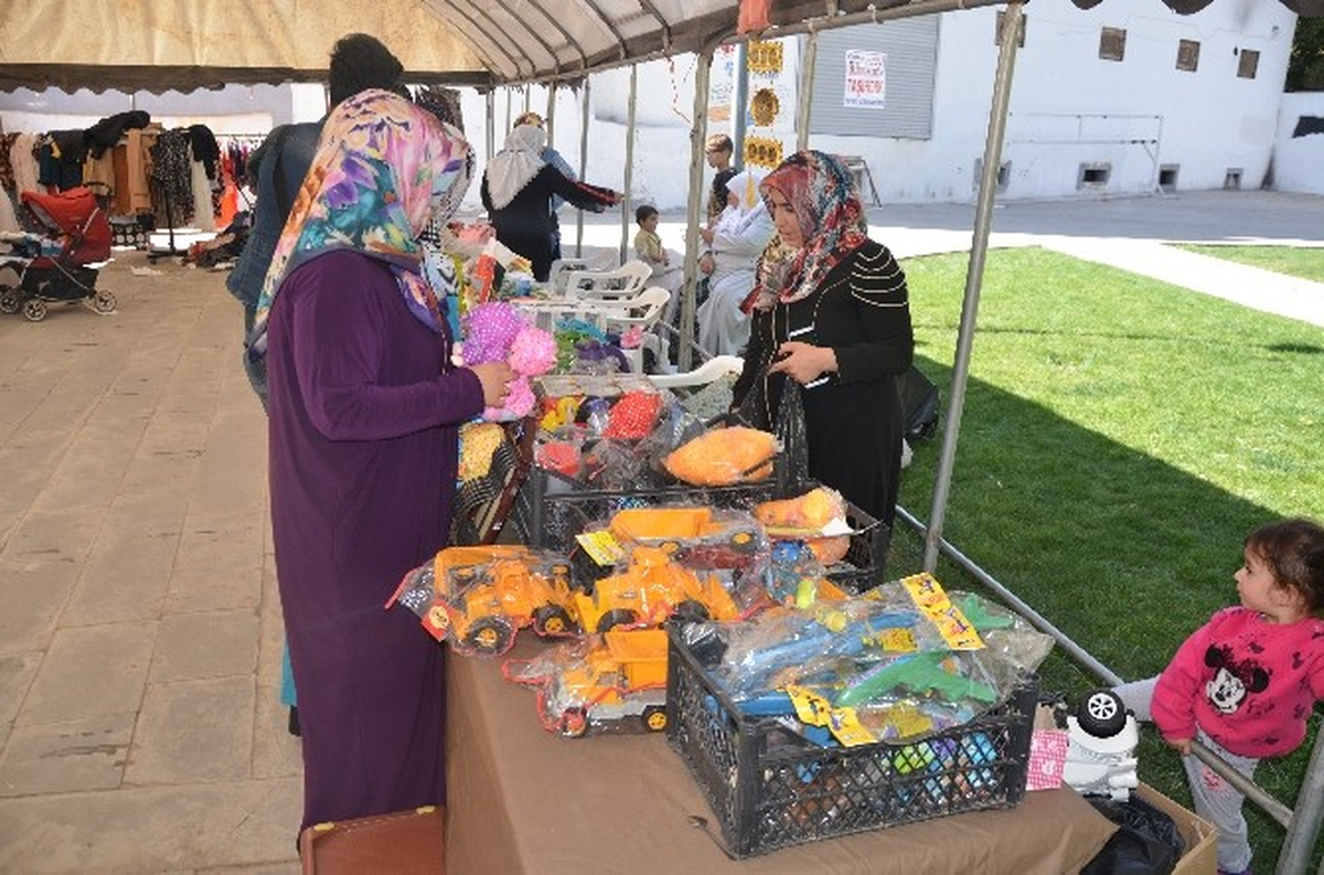 Siverek\'te İhtiyaç Sahibi Öğrenciler Yararına Kermes