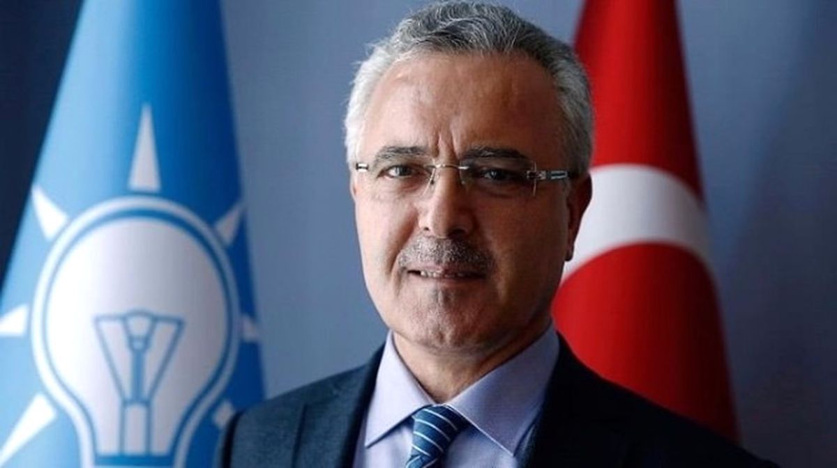 Siyaset Akademisi\'nde Zil Çalıyor
