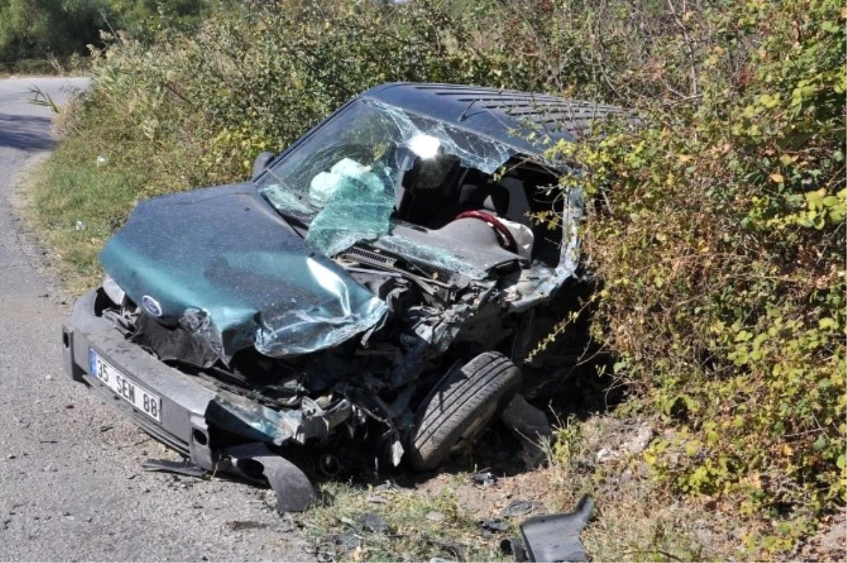 Soma\'da Trafik Kazası: 1 Yaralı