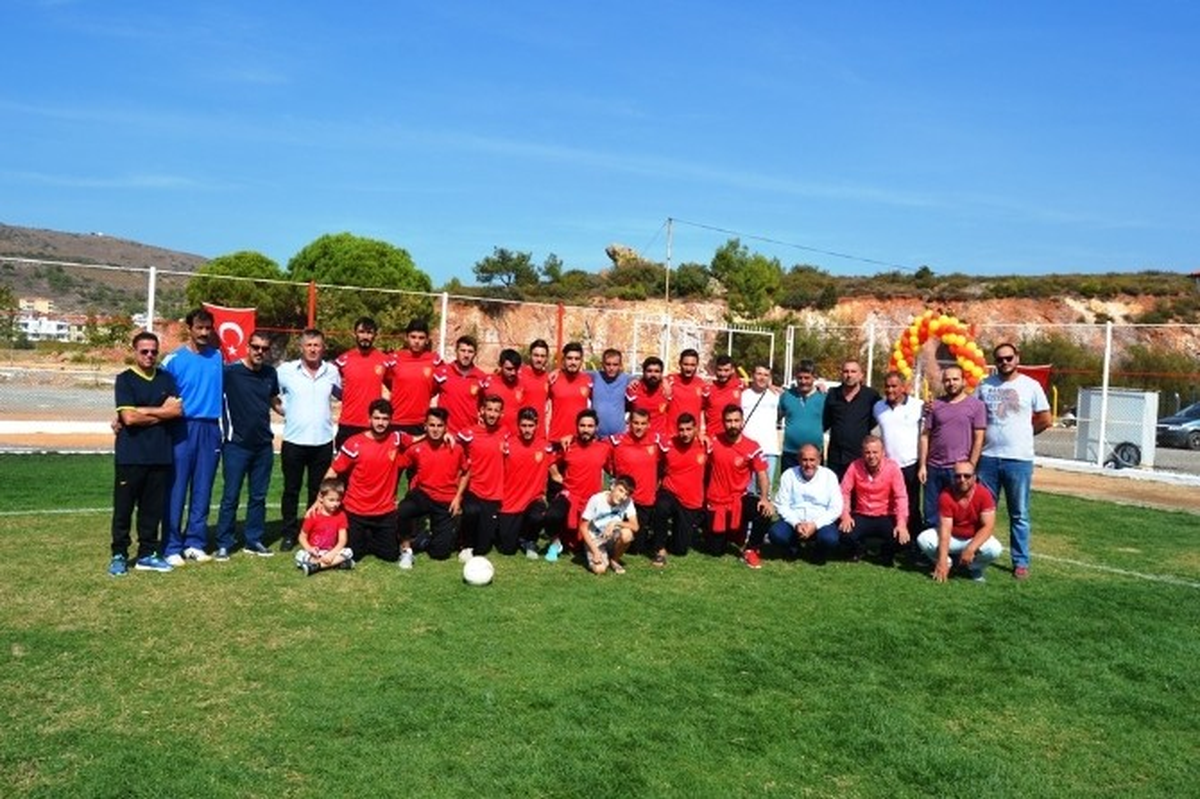 Süper Amatör Lig\'de Lider Küçükköyspor, Bigadiçspor ile Karşılaşacak