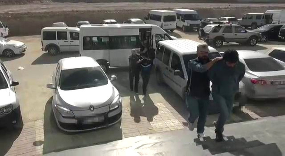 Teröristlere Gönderilmek İstenen Tıbbı Malzemelere El Konuldu