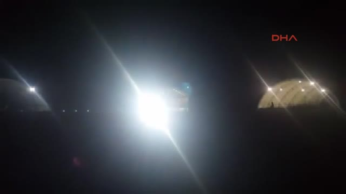 TSK : Koalisyona Ait Hımars Bataryası ile Deaş Tarafından Bombalı Araç Cephaneliği Olarak...