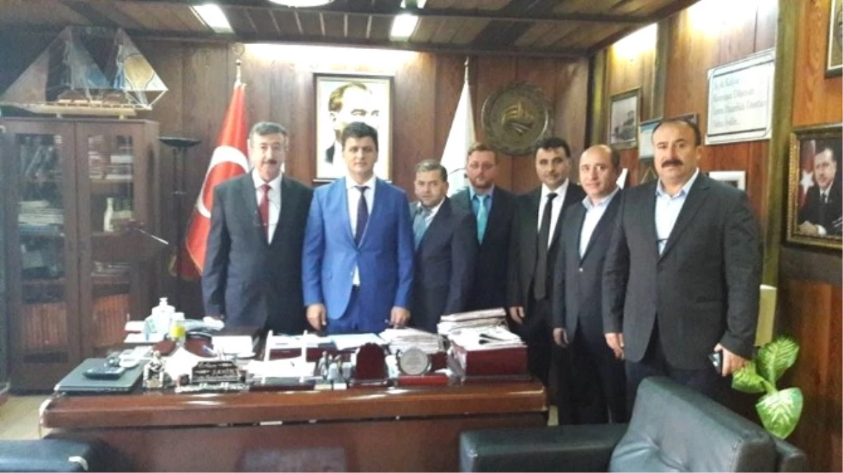 Türksoy, Başkan Şahin\'i Ziyaret Etti