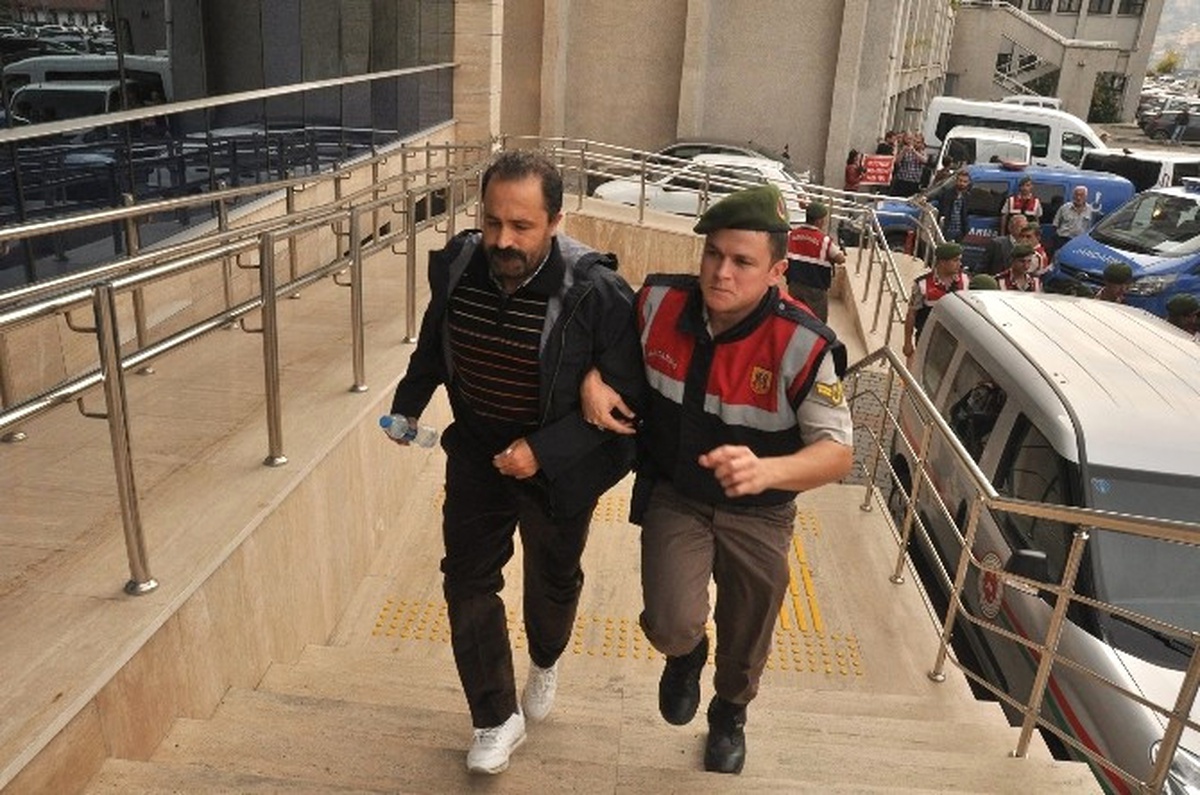 Zonguldak\'ta Fetö Soruşturması: 8 Gözaltı