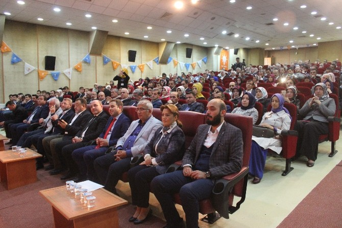 AK Parti Kütahya İl Danışma Toplantısı Tavşanlı\'da Gerçekleştirildi