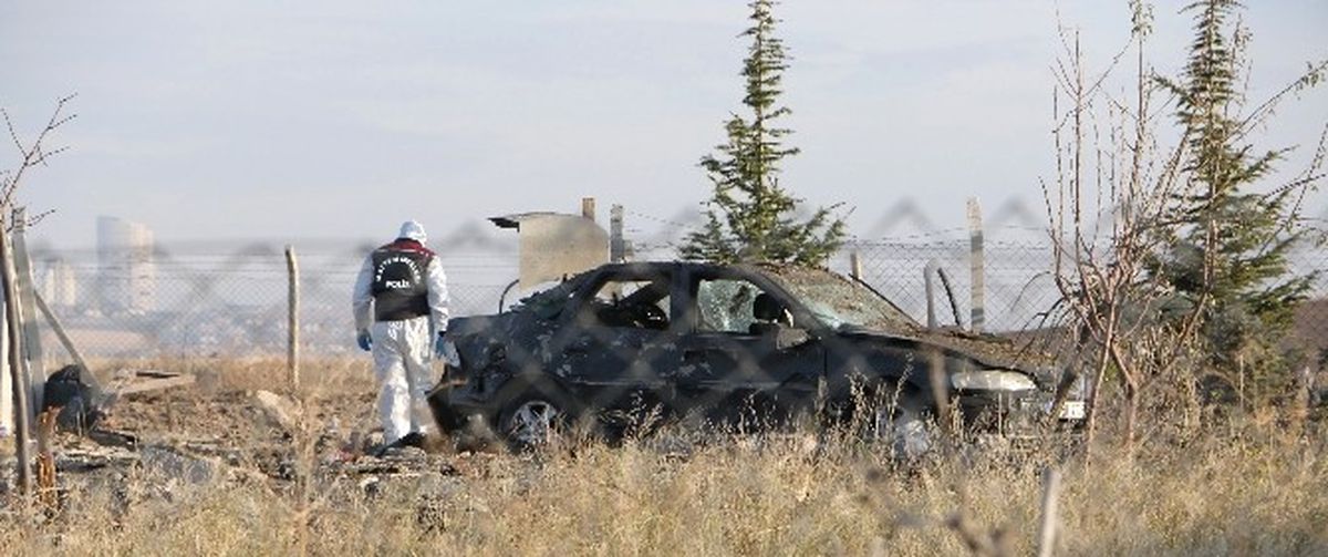Ankara\'da İki Canlı Bomba Operasyon Sırasında Kendini Patlattı