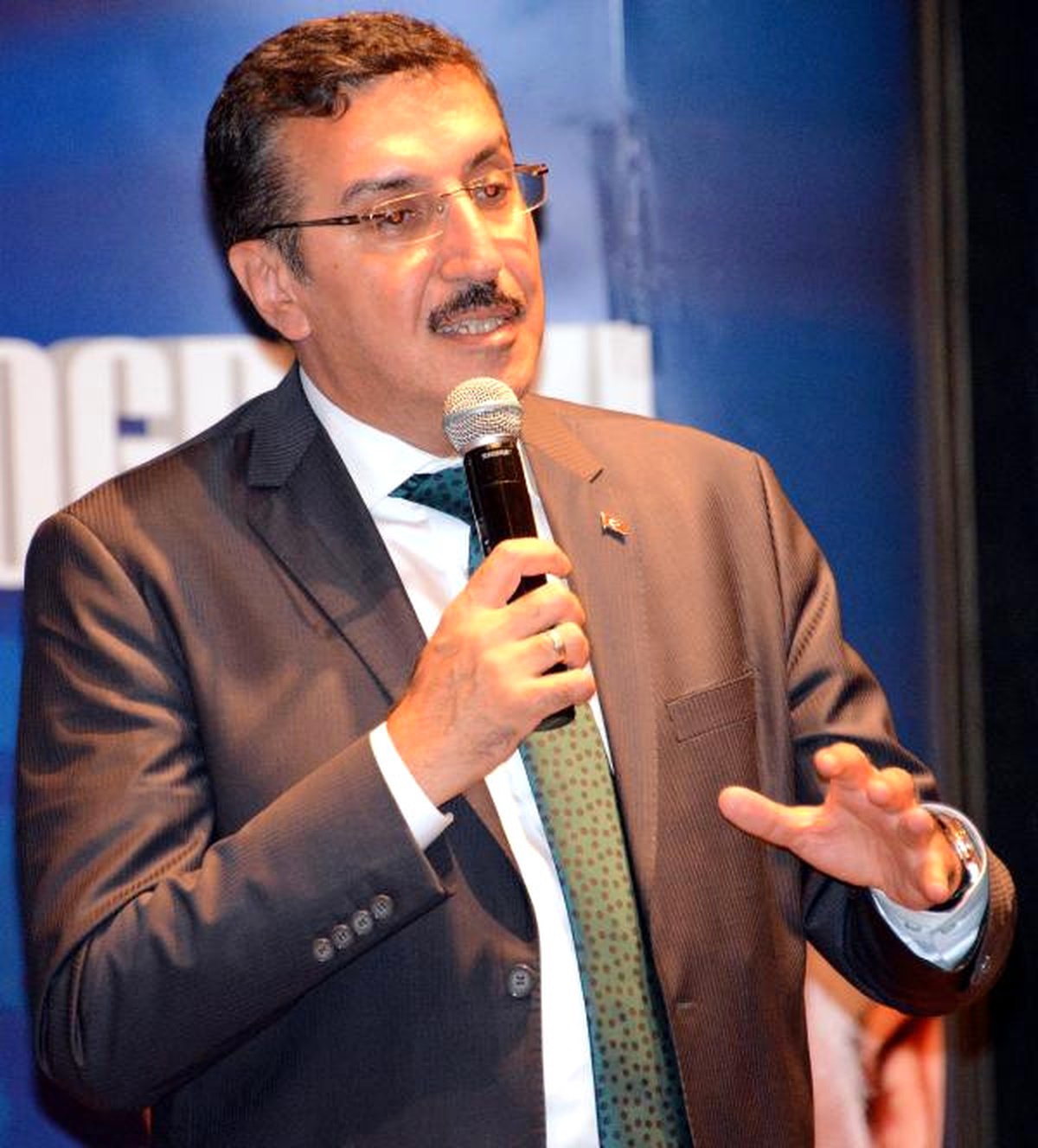 Bakan Tüfenkci: Gördük Ki Altın Nesil Yerine, İhanet Nesli Yetiştirdiler (5)