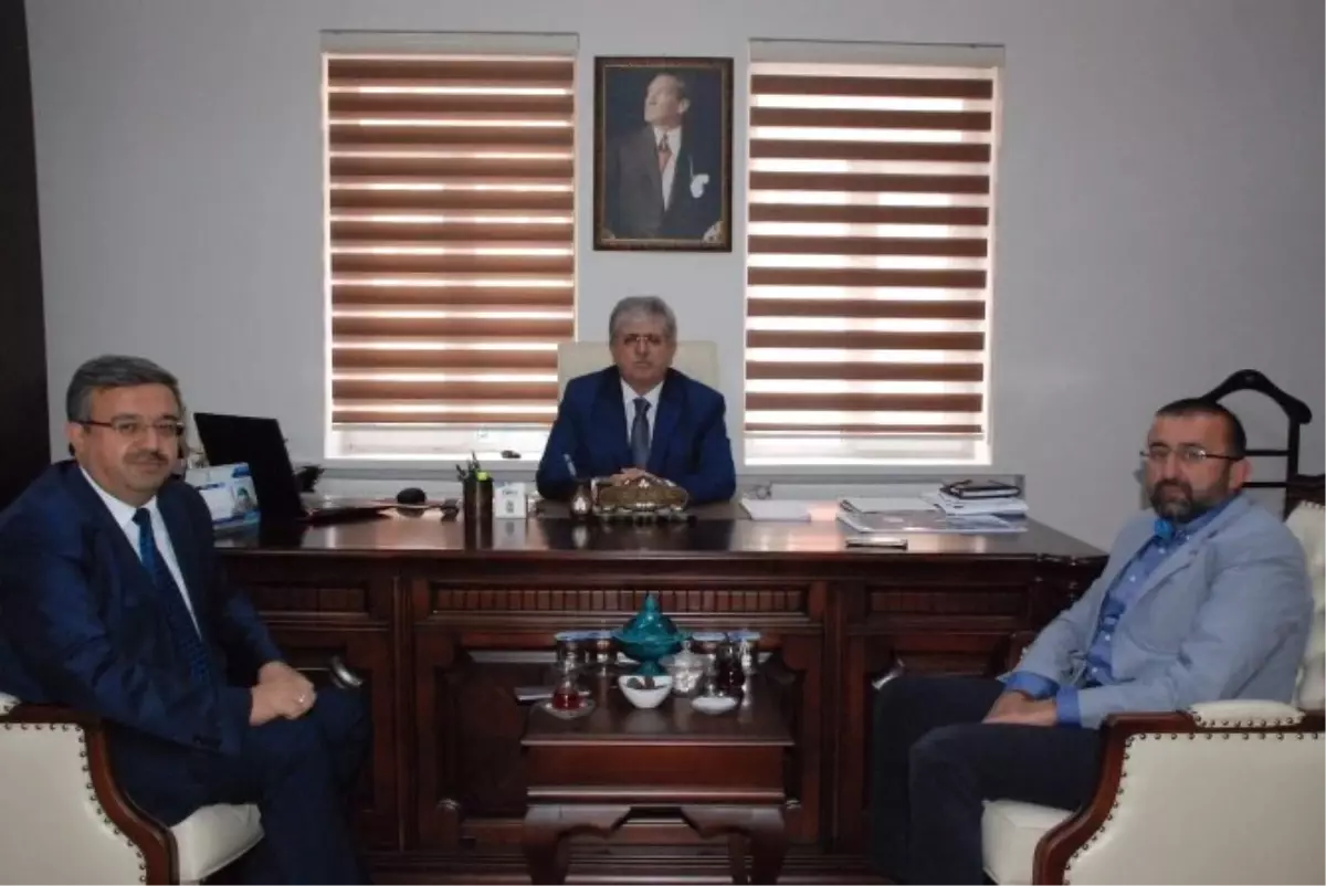 Başkan Yurdunuseven, Müftüsü Kabukçu'yu Ziyaret Etti