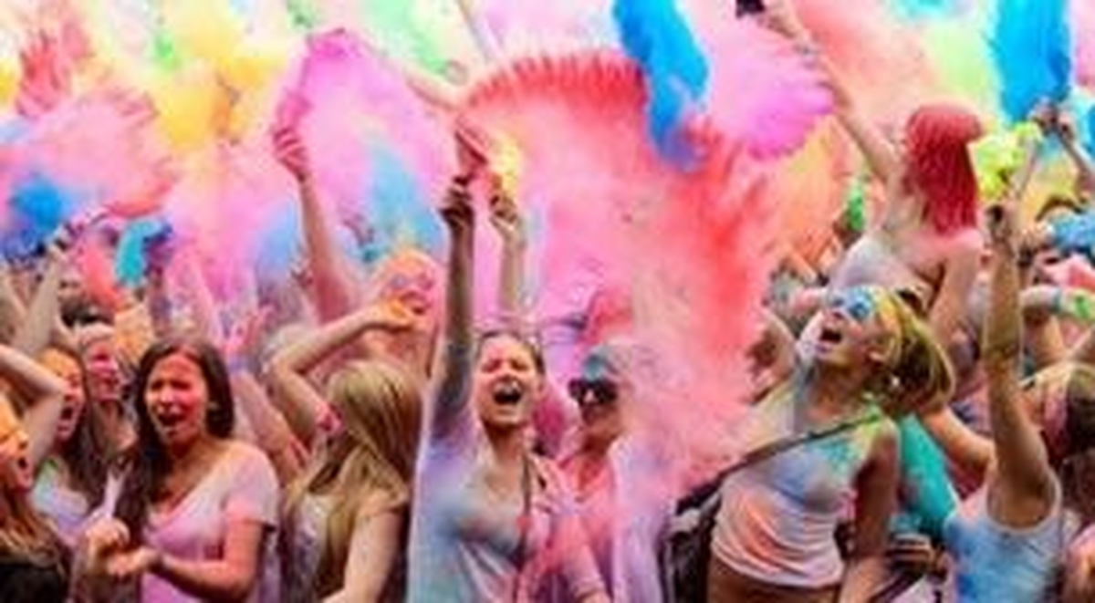 Color Fest Renk Cümbüşü Renkli Toz Festivali