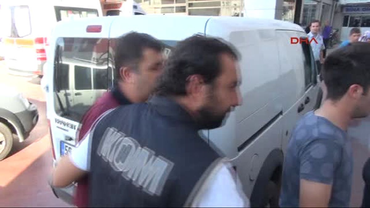 Denizli KPSS Sorularını Fetö\'ye Dağıttığı Öne Sürülen Öğretmene Gözaltı