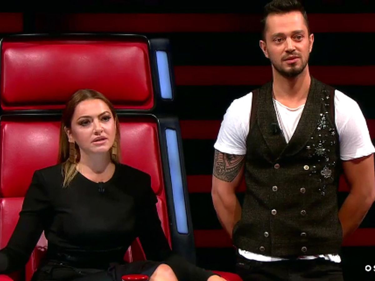 Hadise\'den Bomba Yorum: \'Rüyalarda Sibel\'lesin Gerçekte Benimlesin!\'