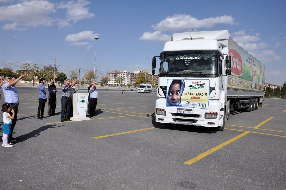 Halep\'e Yol Açın" Kampanyası