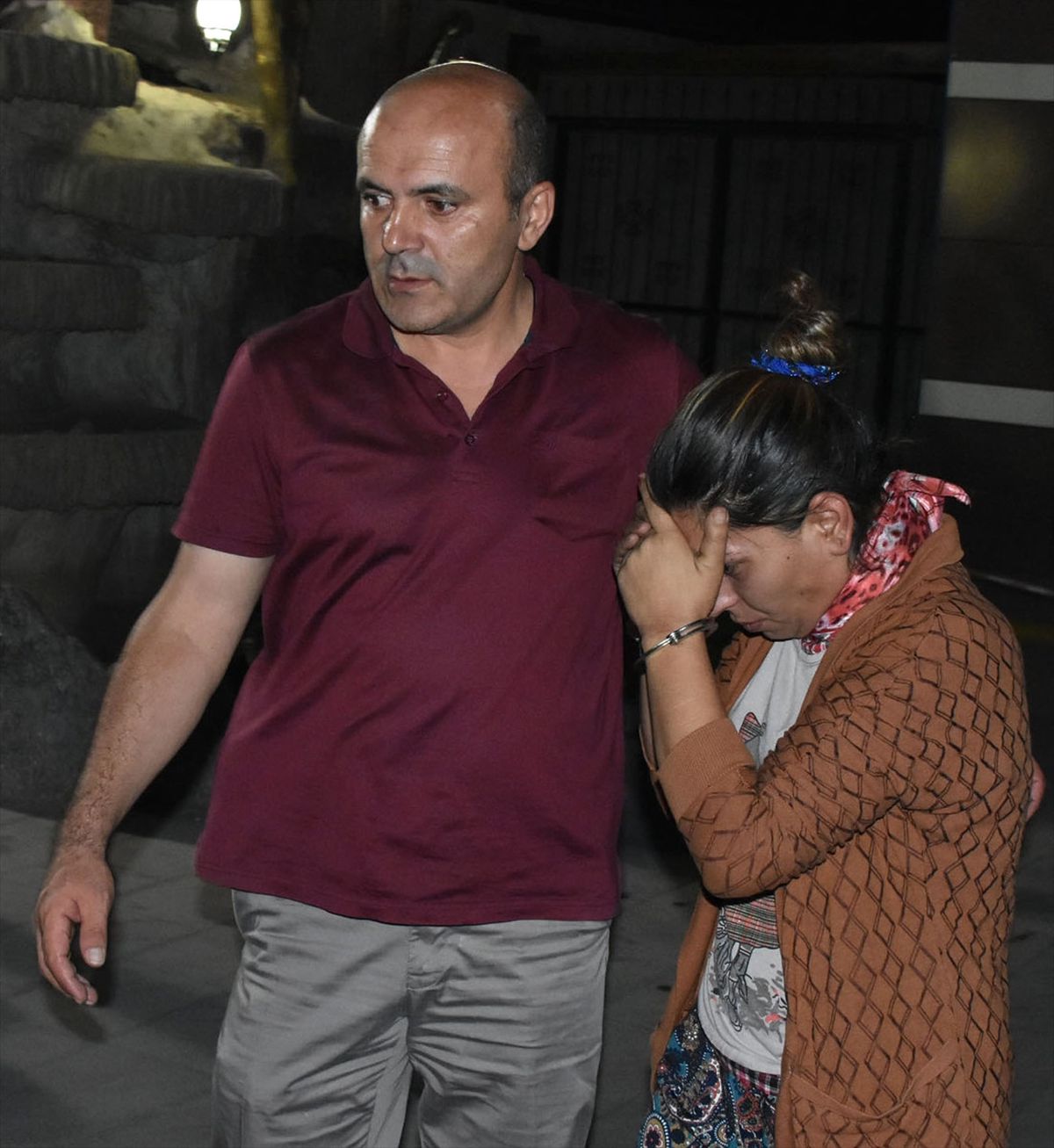 Hırsızlık İçin Girdiği Evde Yakalandı