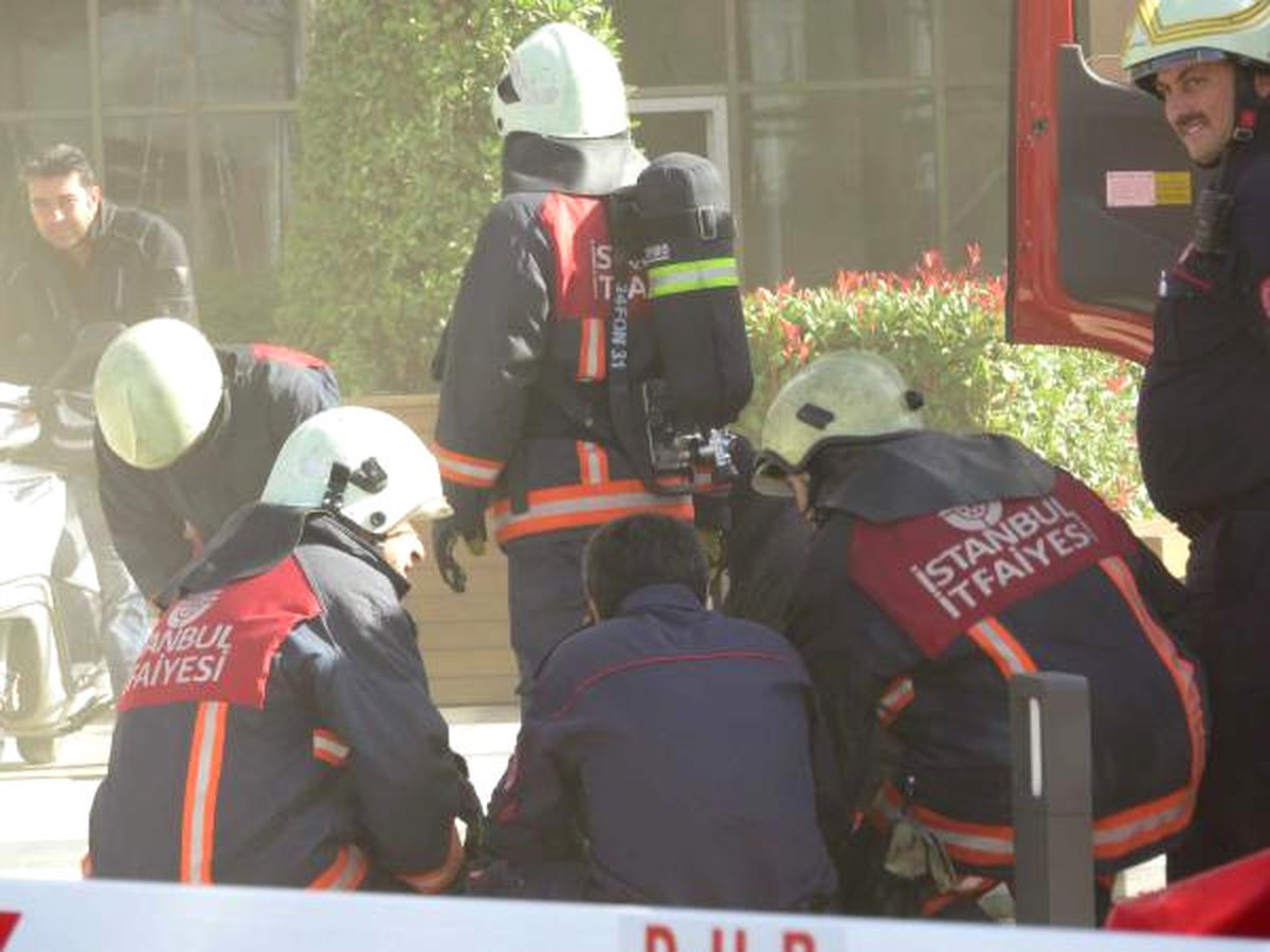 Kartal'da Spor Salonunda Çıkan Yangın Paniğe Neden Oldu