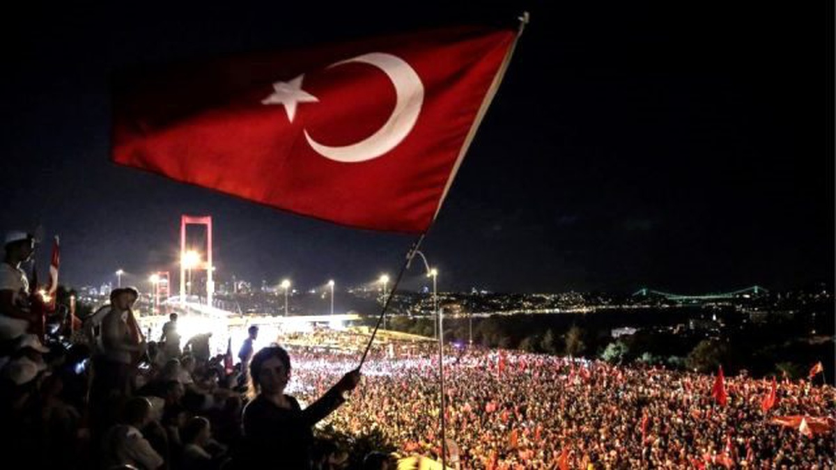 Moody\'s: Türkiye Ekonomisi 15 Temmuz\'u Atlattı