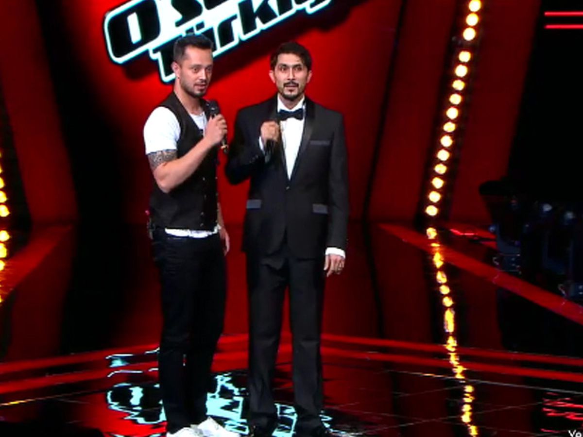 Murat Boz ve İlham\'ın Ses Düellosu! Murat Boz Pes Etti...