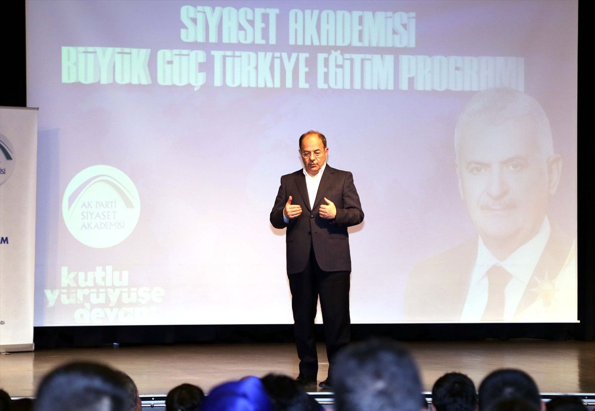 Sağlık Bakanı Akdağ Erzurum\'da