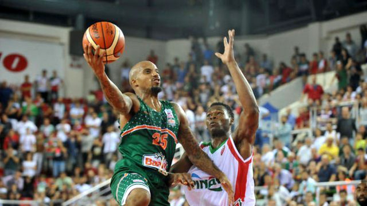 Spor Toto Basketbol Süper Ligde Banvit, Deplasmanda Pınar Karşıyaka\'yı 85-67 Mağlup Etti.