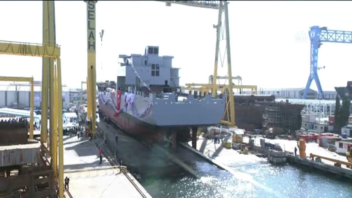 Tcg Yzb. Güngör Durmuş Gemisinin Denize İndirme Töreni - Fikri Işık