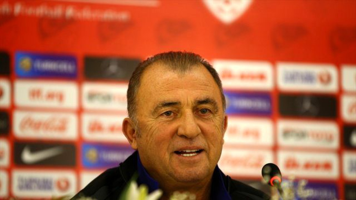 Türkiye Futbol Direktörü Fatih Terim Bu Hava Şartları Altında Maçın Favorisi Çok Açık