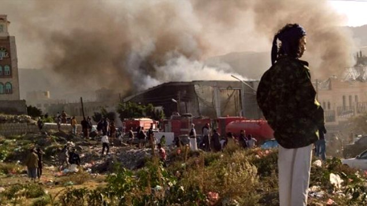 Yemen\'de Cenaze Törenine Hava Saldırısı, 82 Ölü