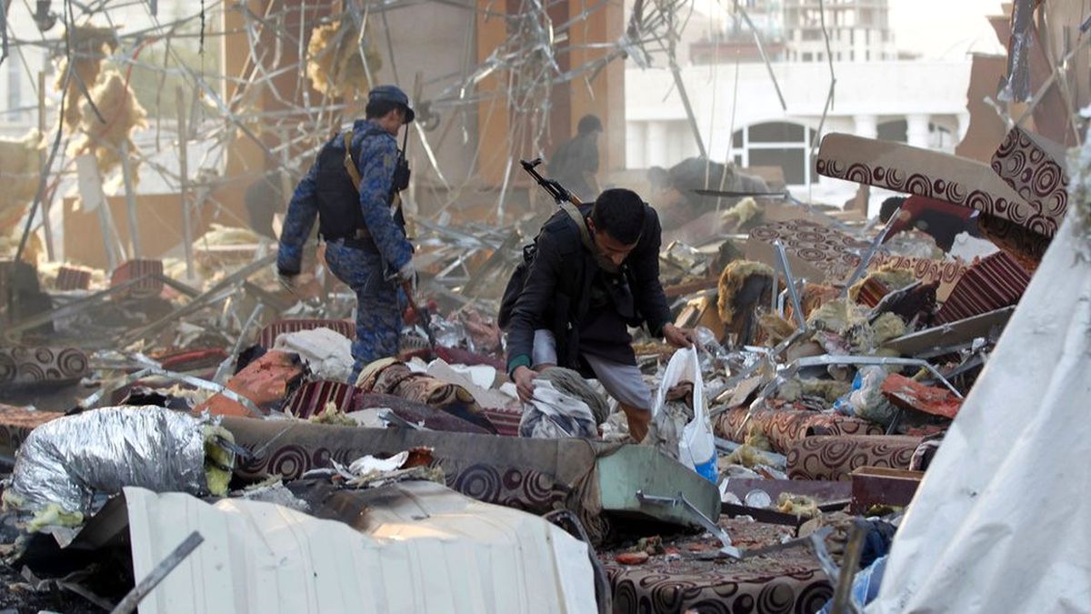 Yemen'de Cenaze Törenine Hava Saldırısı: En Az 82 Ölü