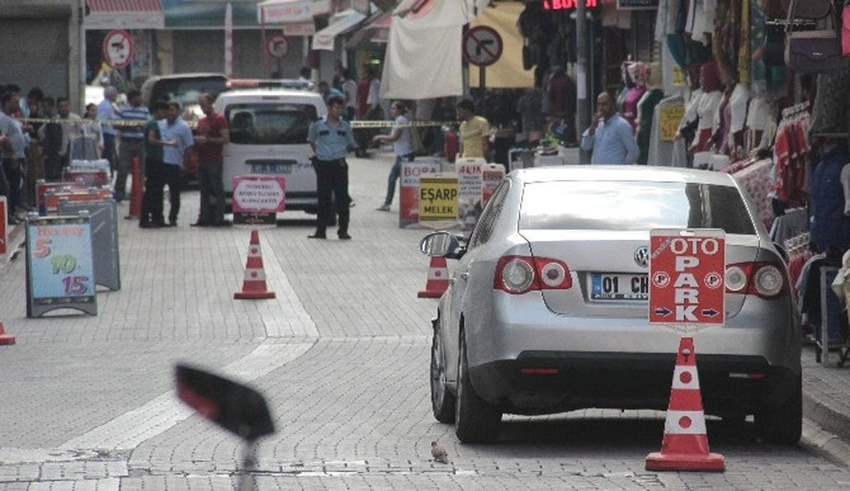 Adana\'da \'Bombalı Araç\' Paniği