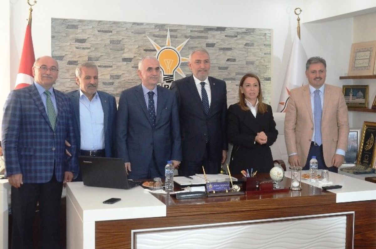 AK Parti Genel Başkan Yardımcısı Kaya\'dan İl Başkanlığına Ziyaret