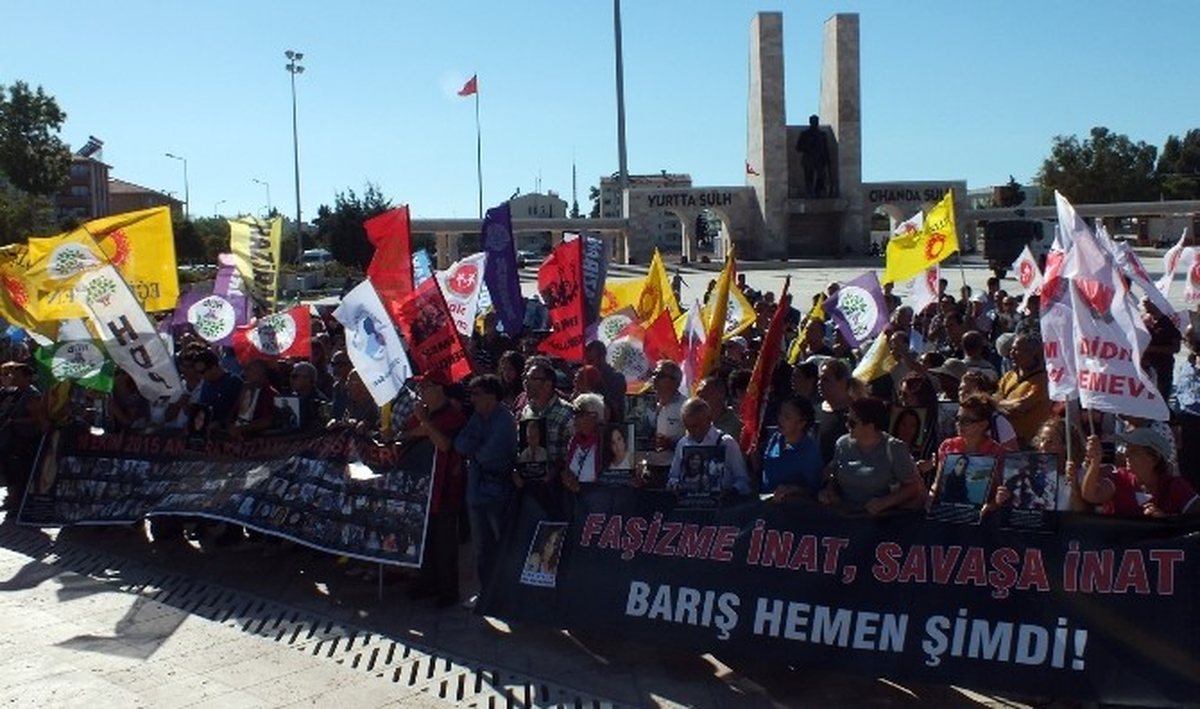 Ankara Garında Hayatını Kaybedenler 1 Yılında Didim\'de Unutulmadı