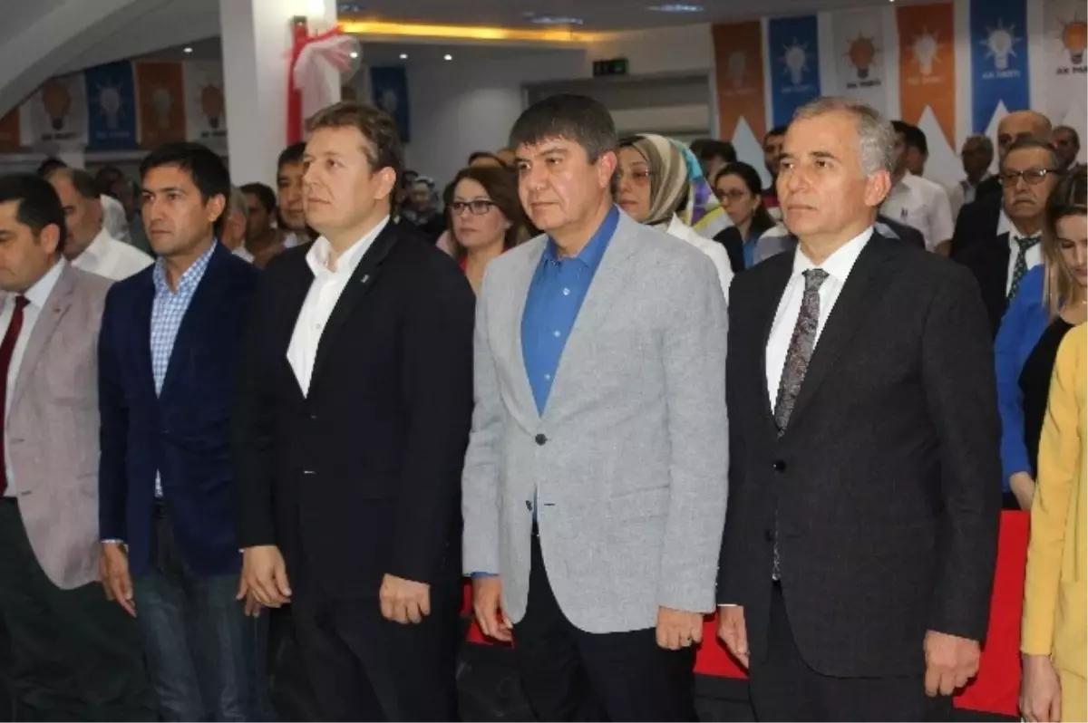 Antalya Büyükşehir Belediye Başkanı Menderes Türel Denizli\'de Konuştu Açıklaması