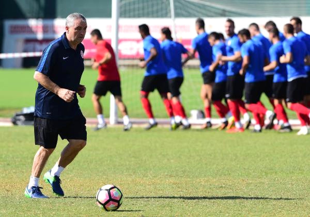 Antalyaspor, Çaykur Rizespor Hazırlıkarını Sürdürdü