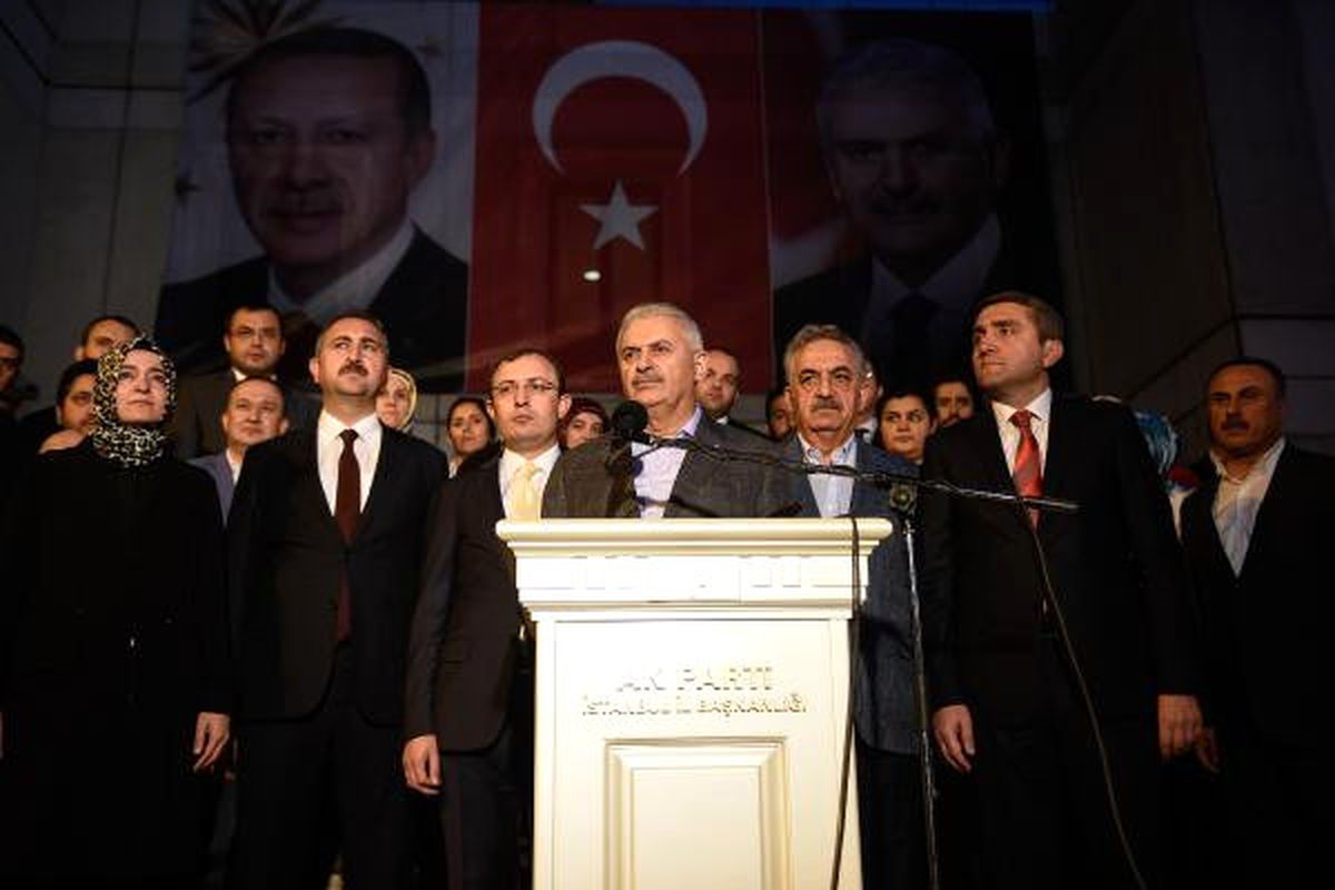 Başbakan Yıldırım AK Parti İstanbul İl Başkanlığı\'nda Konuştu