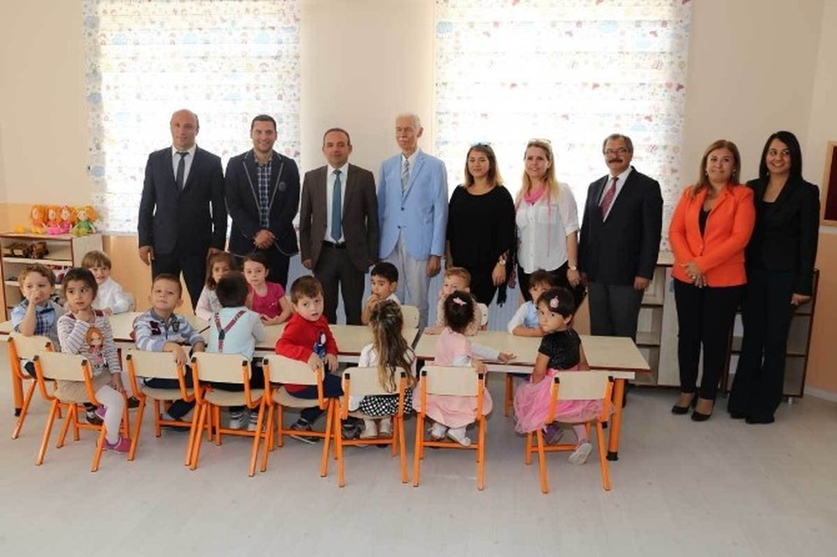Burhaniye de Hayırsever Okulu Törenle Açıldı
