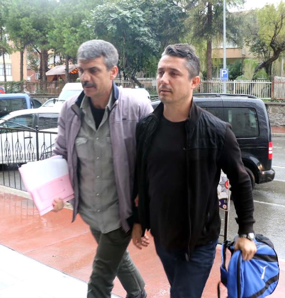 Bylock\' Kullanıcısı 12 Öğretmen Gözaltında