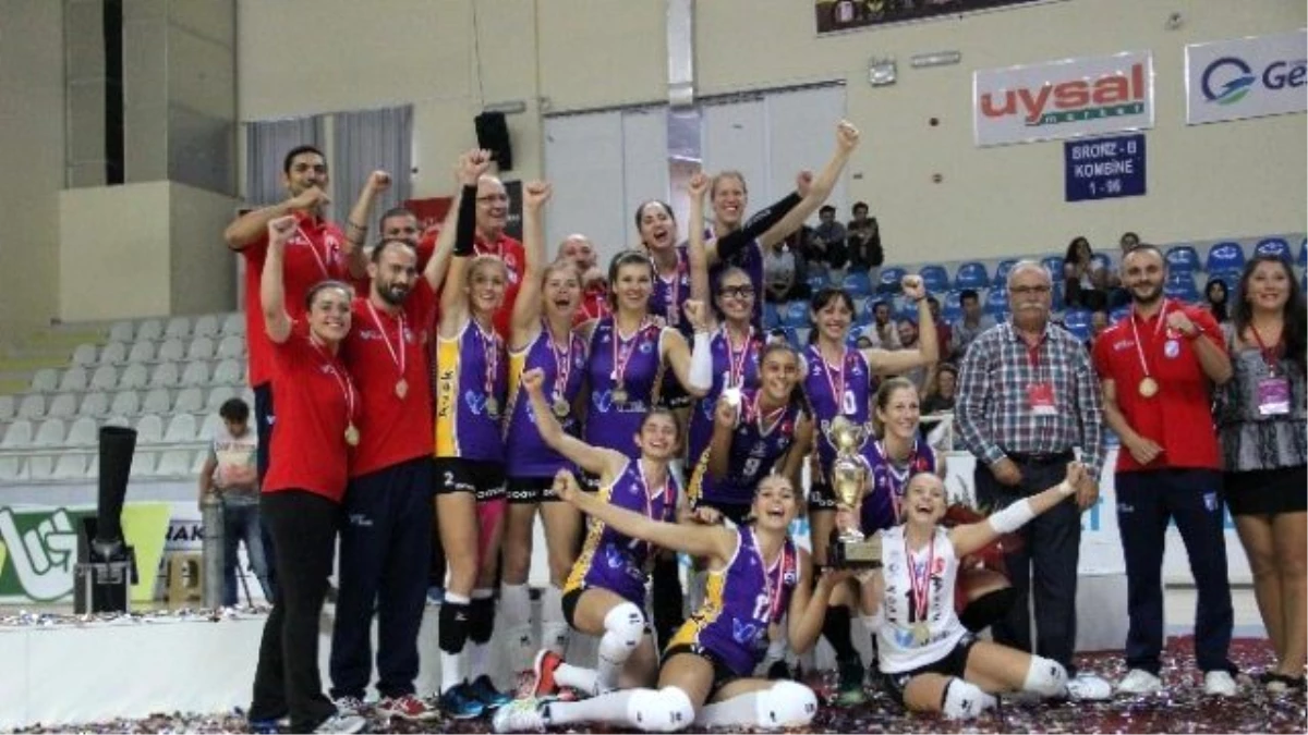 Çanakkale Belediyespor Kadınlar Balkan Kupası Şampıyonu