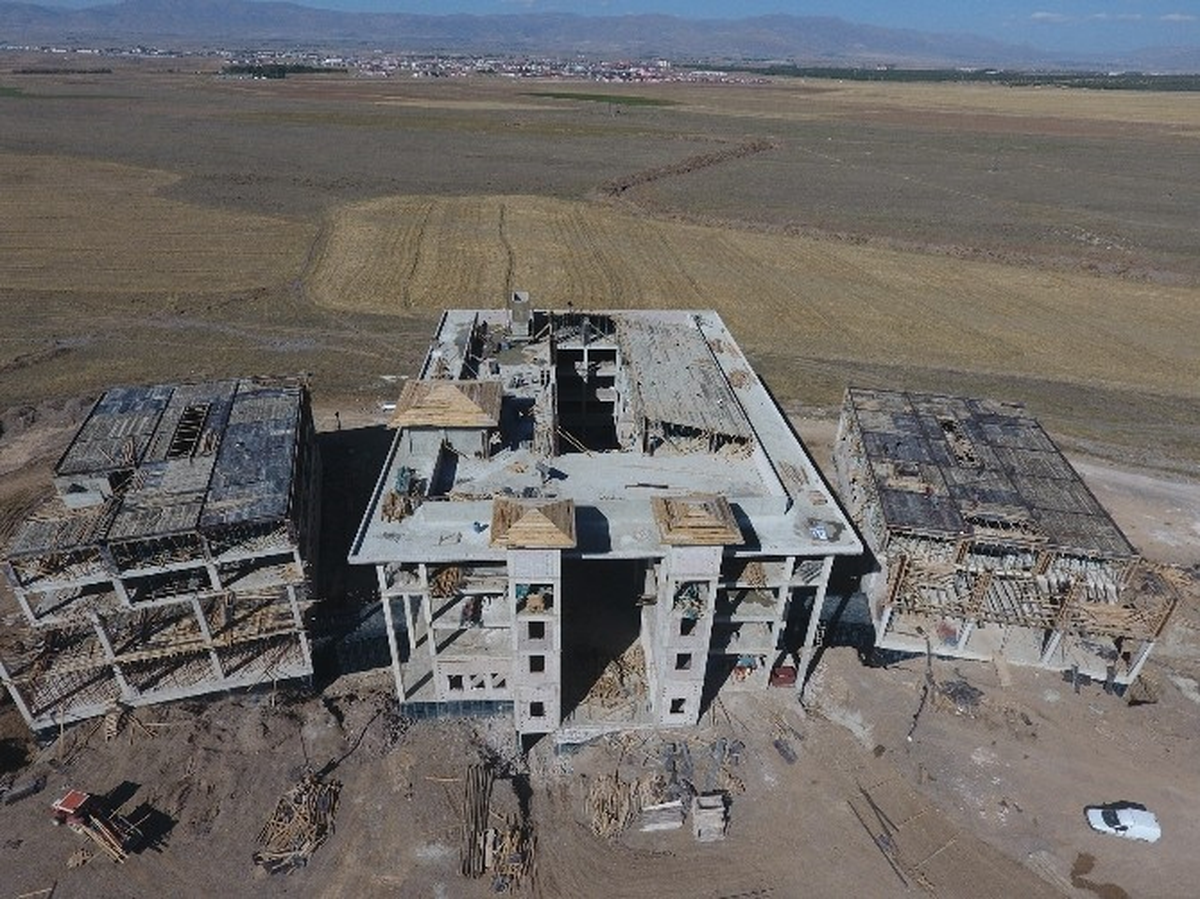 İslami İlimler Akademisi Külliyesinin 3 Etabı, Bu Sene Sonu Hizmete Girecek