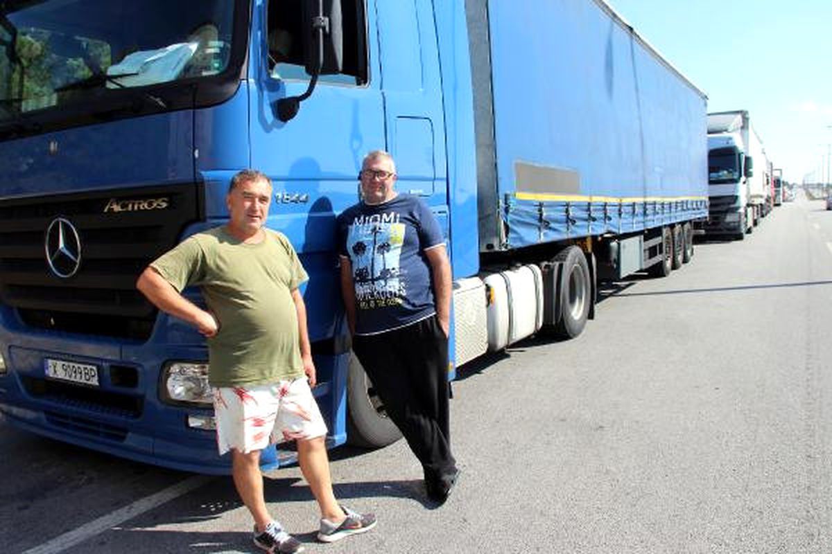 Kapıkule'de 9 Kilometrelik TIR Kuyruğu