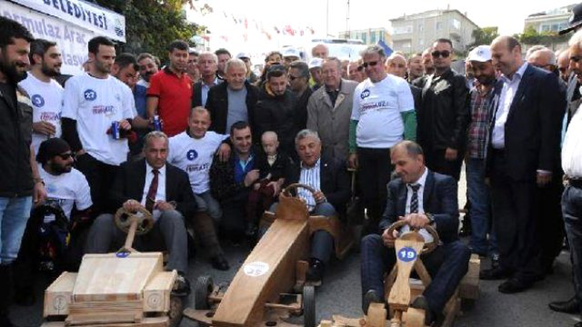 Görüntülü Haber) Karadeniz\'in Araba Yarışı "Formulaz" İstanbul\'da