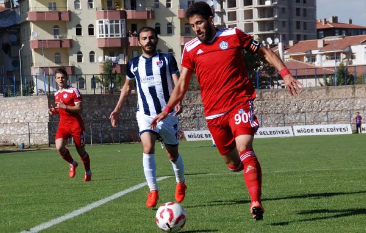 Niğde Belediyespor - Tuzlaspor: 2-2