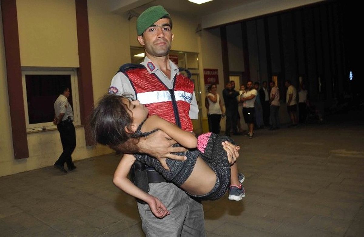 Umut Tacirleri Iraklı 31 Göçmeni Almanya Diye Side'ye Bıraktılar