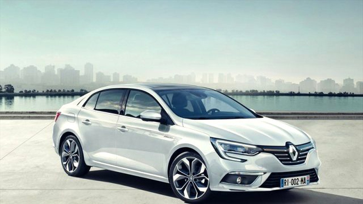 Yeni Megane Sedan Yakında Türkiye\'de Yola Çıkacak