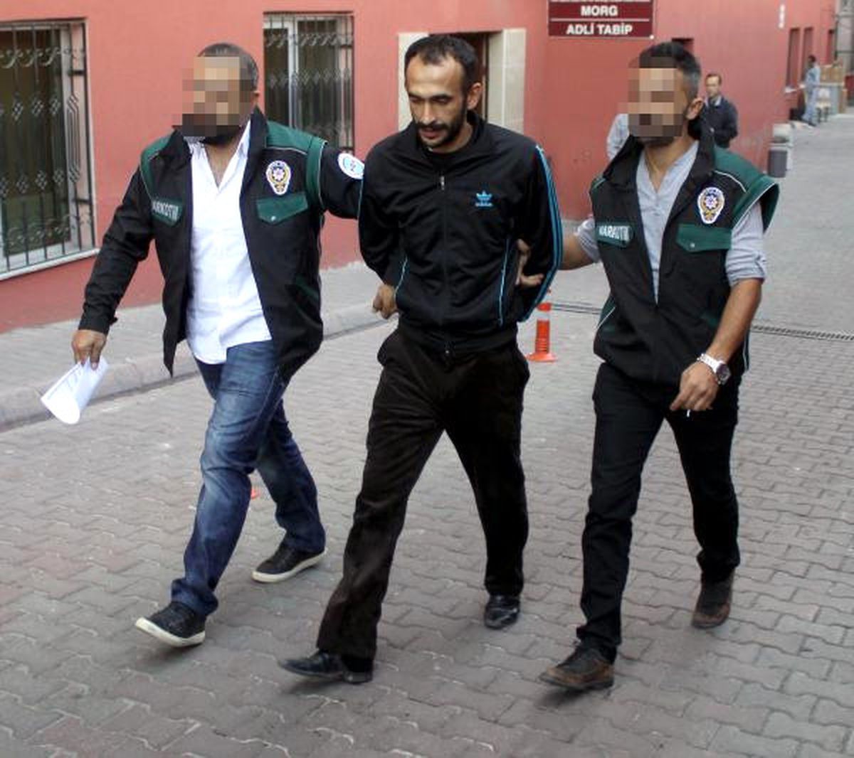 2 Uyuşturucu Satıcısı Suçüstü Yakalandı