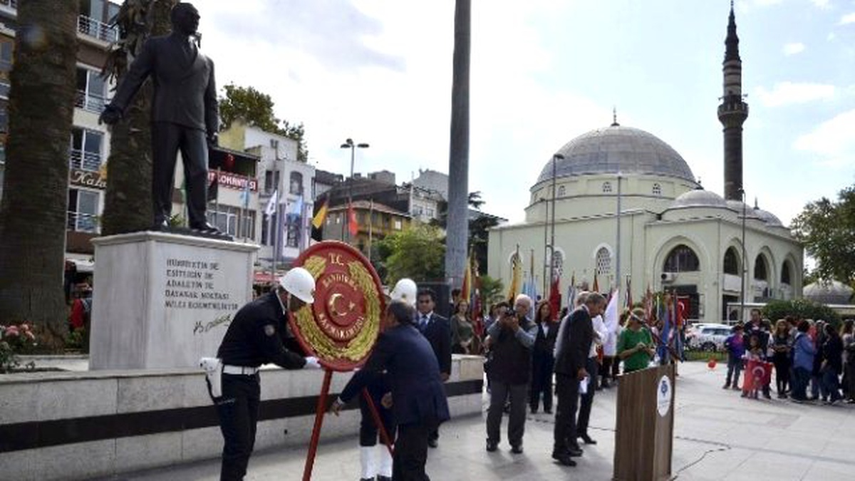 Atatürk\'ün Manisa\'ya Gelişinin 91\'inci Yılı Kutlandı