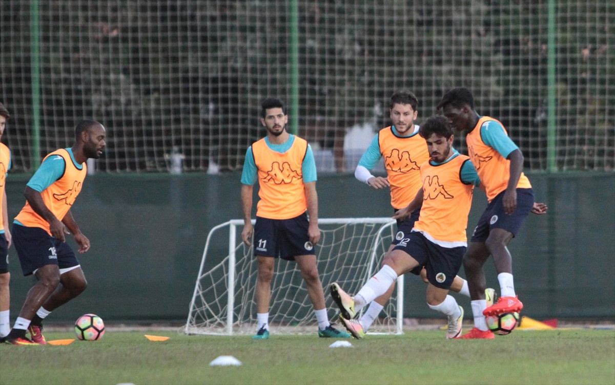 Aytemiz Alanyaspor\'da Fenerbahçe Maçı Hazırlıkları