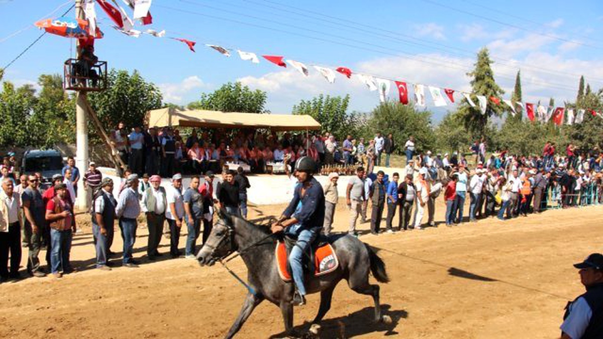 Çaylı 31. Rahvan At Yarışları Düzenlendi