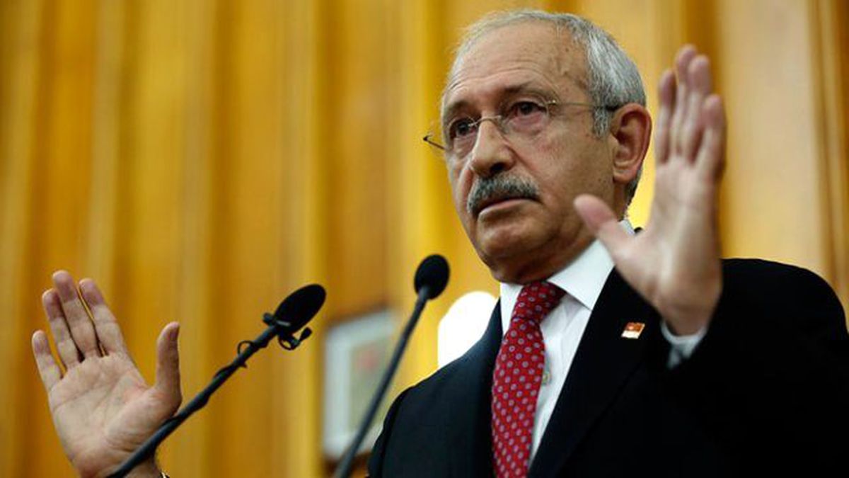 CHP Genel Başkanı Kılıçdaroğlu, Gar Saldırısında Ölenleri Andı