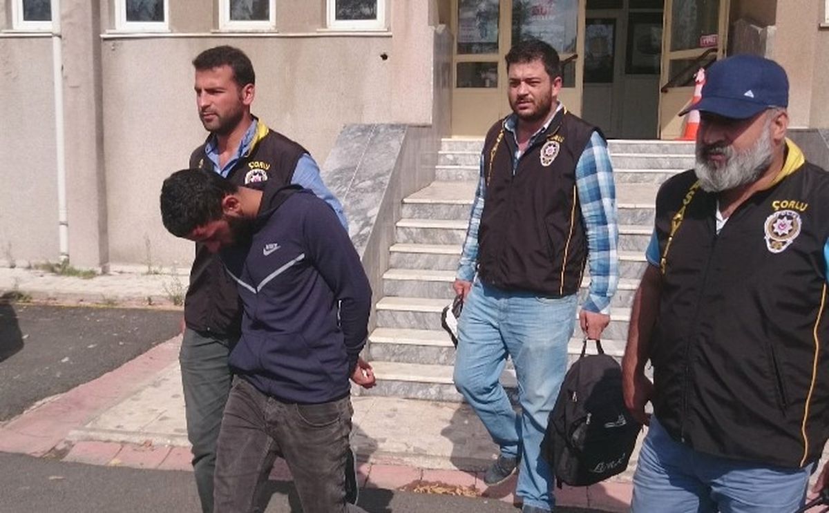Dolandırıcı Suçüstü Yakalandı