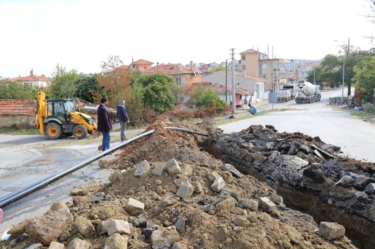 Edirne Belediyesi Mahallenin Su Sıkıntısını Çözdü