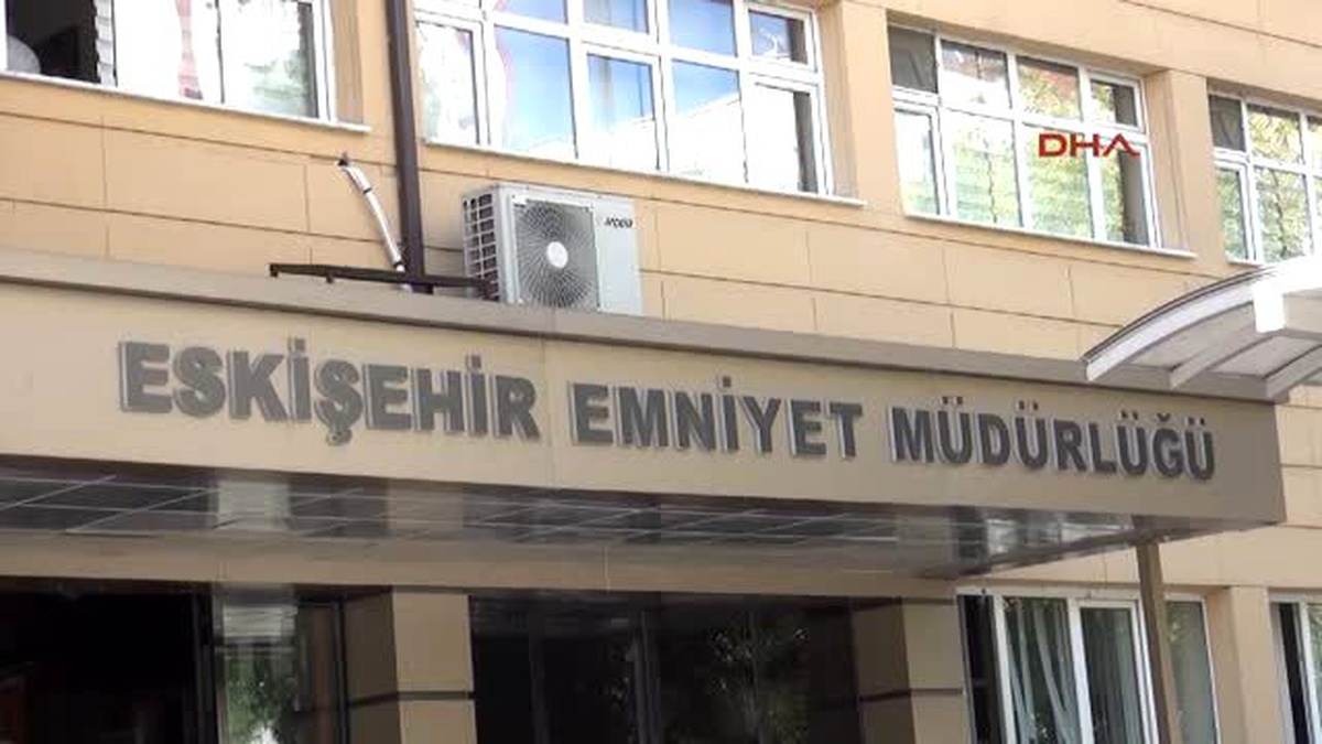 Eskişehir Fetö Şüphelisi Astsubay, Gözaltında Temizlik Maddesi İçip İntihar Etti
